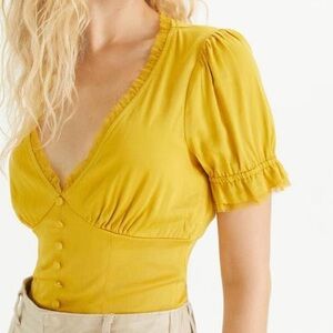 Urban Outfitters Yellow Short Sleeve Puff Sleeve Blouse medium